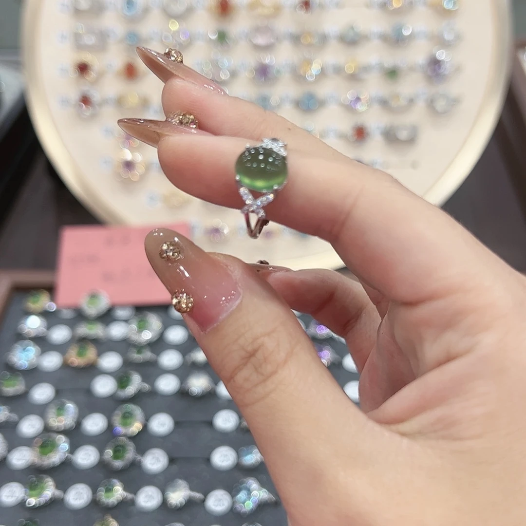 蛇纹石玉戒指银S925镶嵌努**饭