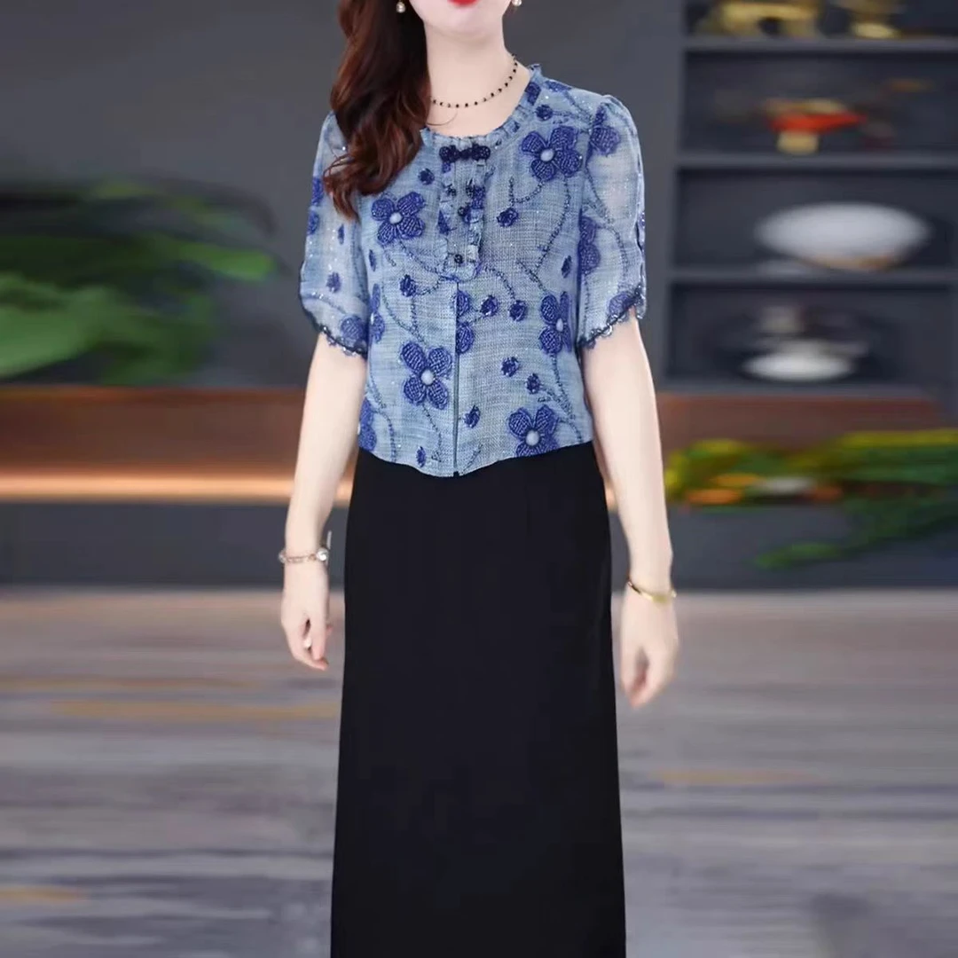 夏季新款2025年新款显瘦修身收腰韩版气质时尚假两件遮肚子连衣裙