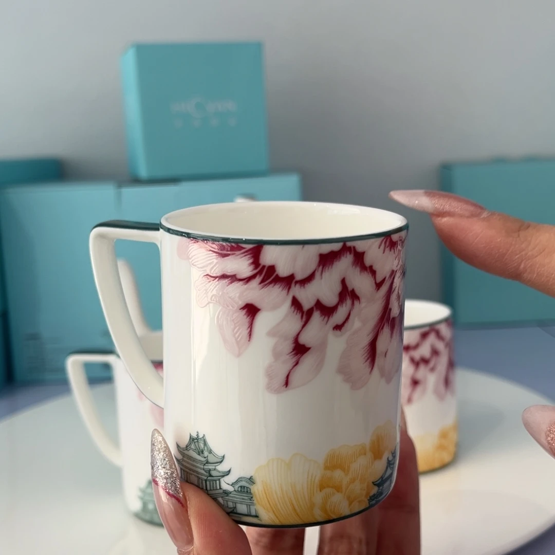 瓷片花好月圆小茶杯