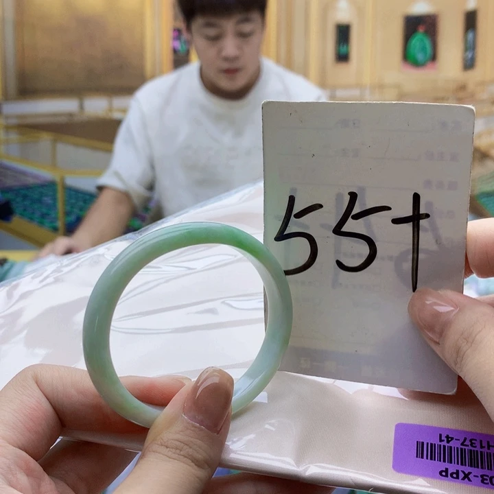 翡翠未镶嵌手镯0000……