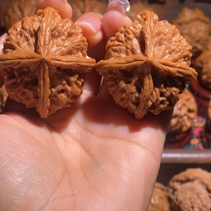 ****晚吊坠文玩核桃四棱