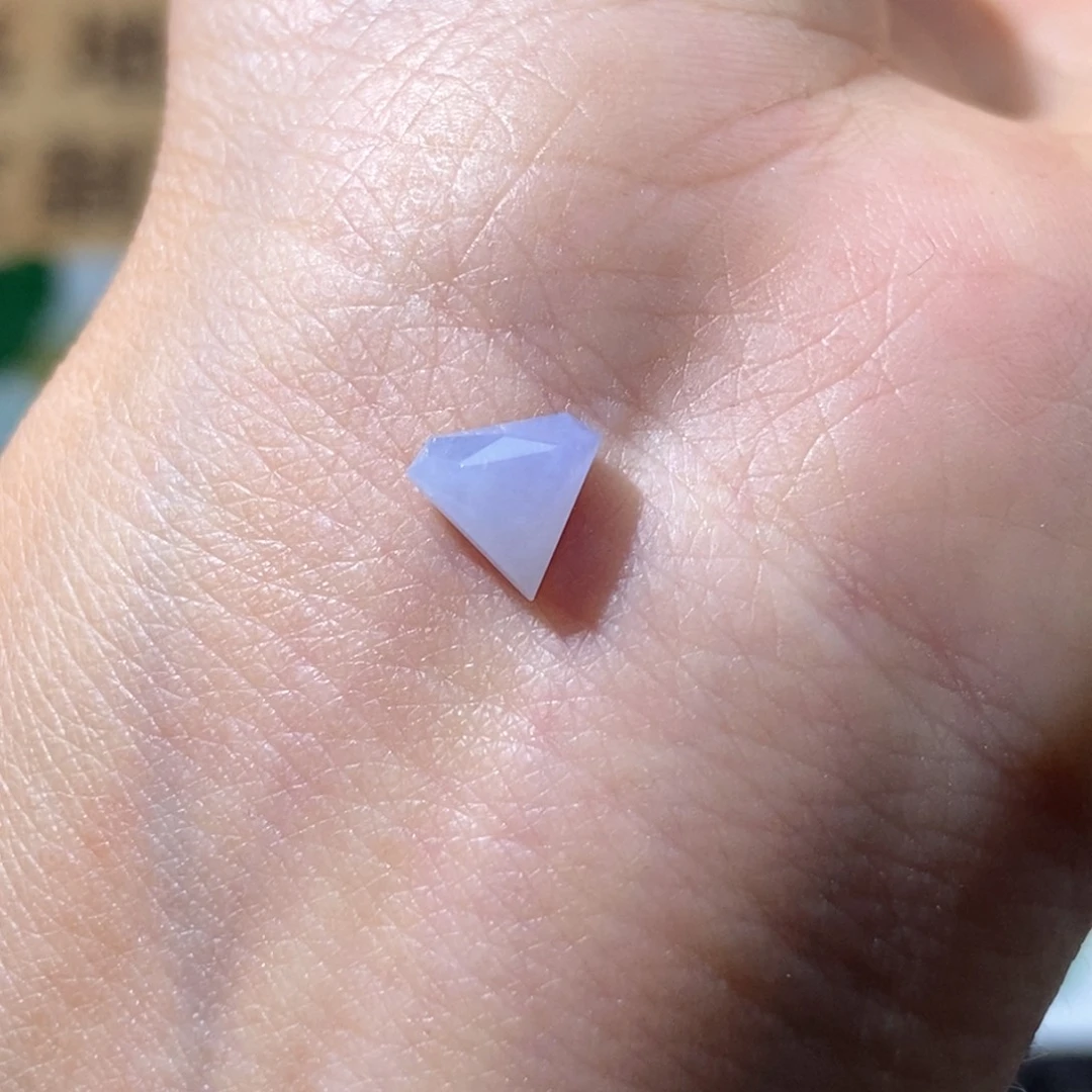 定制翡翠未镶嵌撒*翡翠6.8×7.5