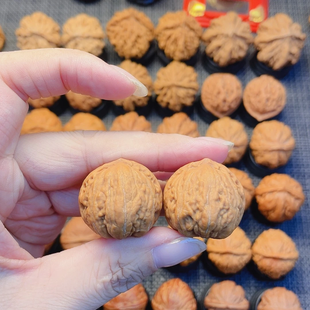 文玩核桃把件小奶豆