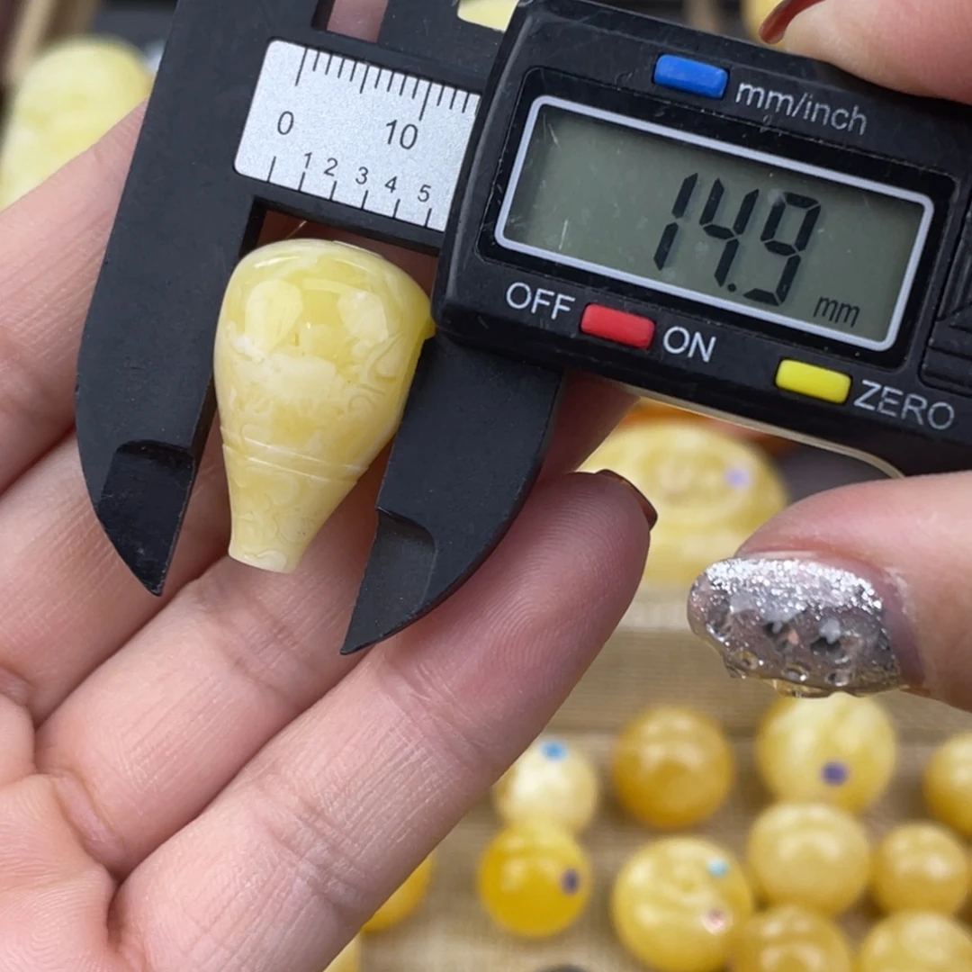 裸石虫珀未镶嵌微瑕239