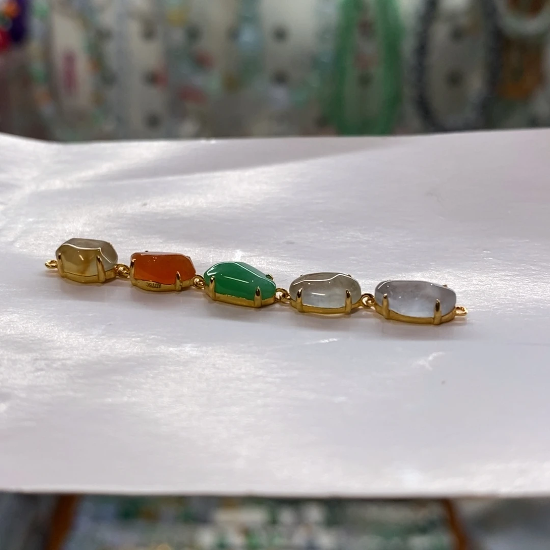 随***心未镶嵌手链翡翠买断