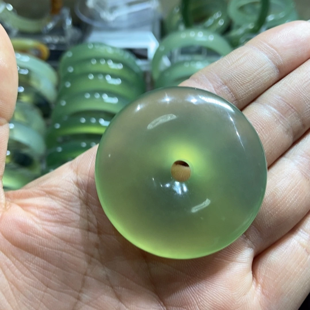 岫玉未镶嵌手镯平安扣