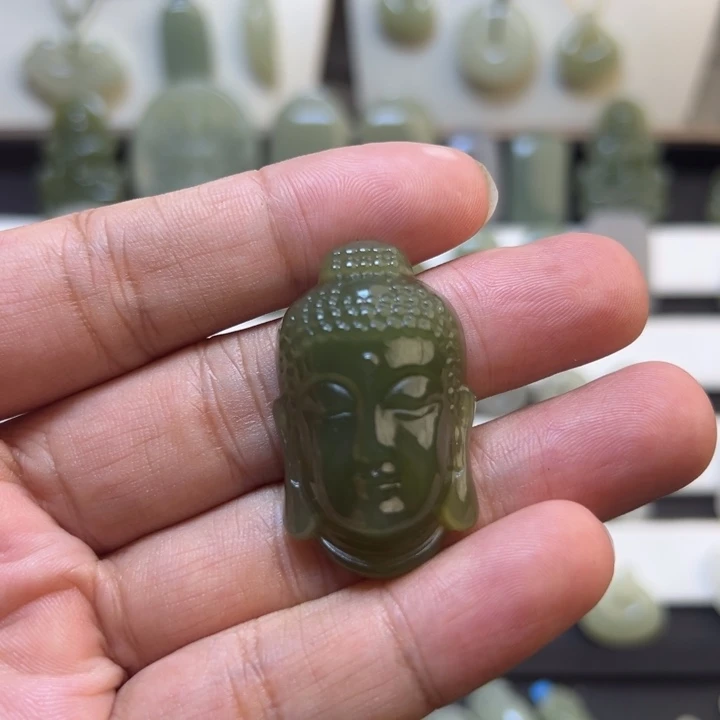 和田玉未镶嵌吊坠(不含链)666