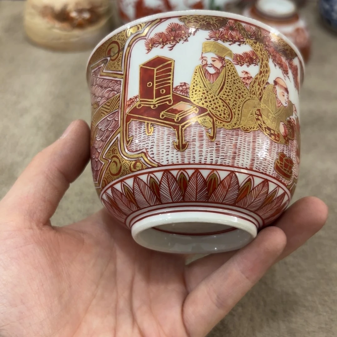 瓷片非常好看的花瓶