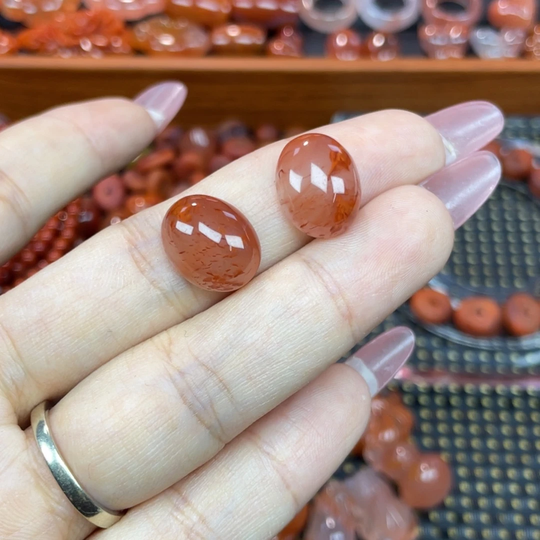 南红玛瑙未镶嵌颈饰蛋面