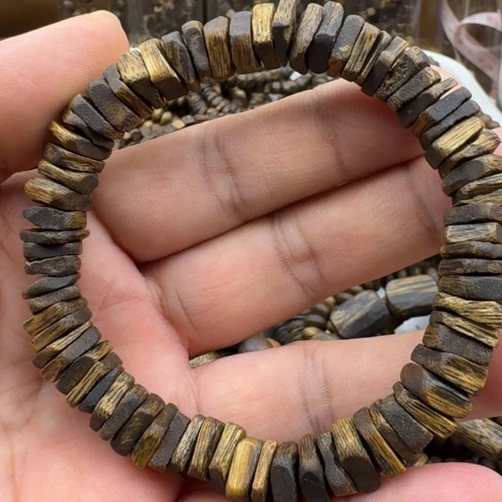 手串沉香乌身手串10克