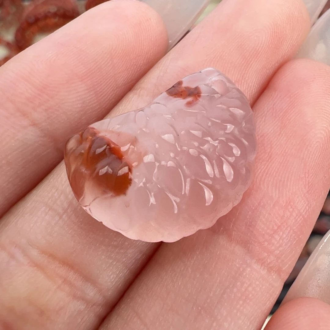 南红玛瑙未镶嵌颈饰橘子瓣