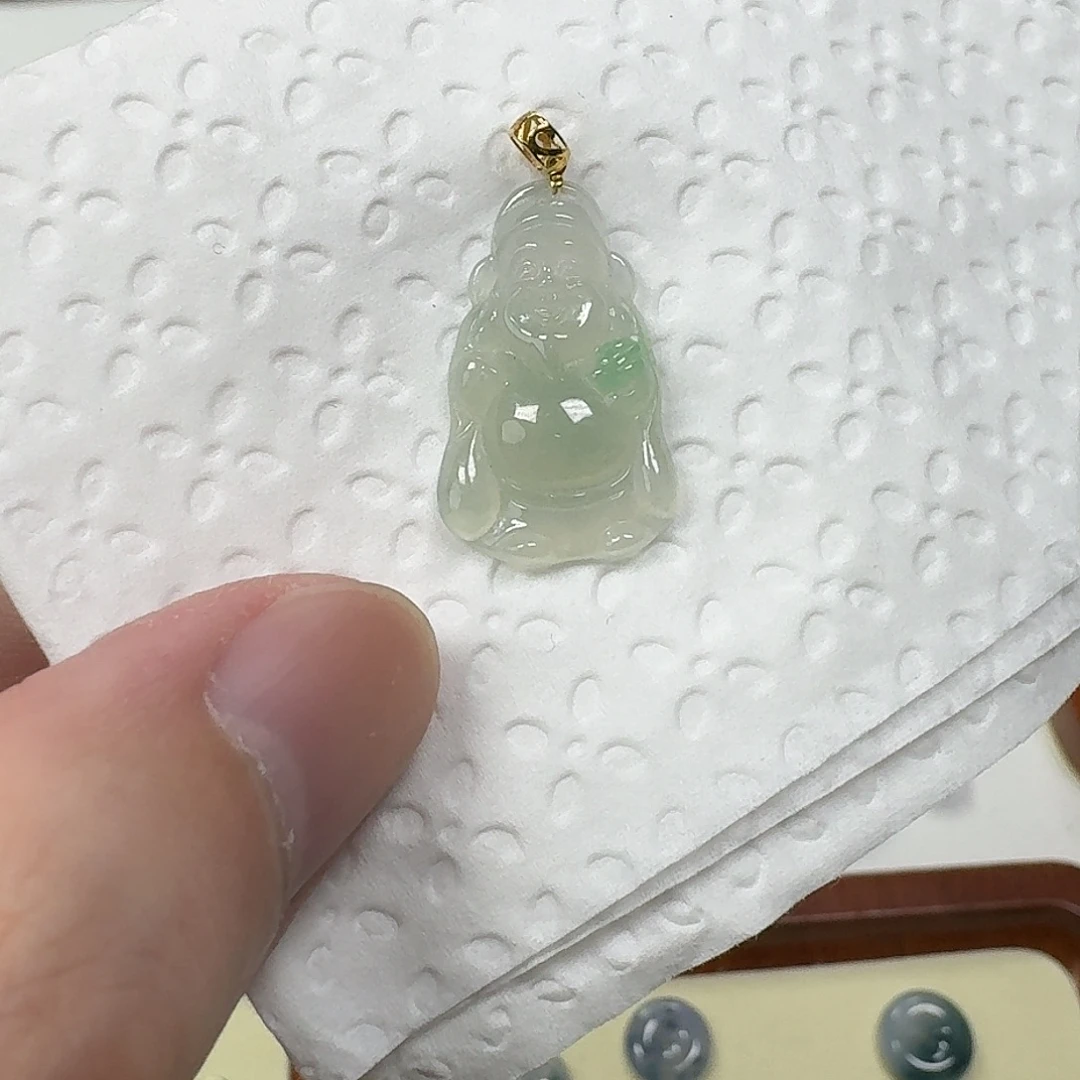 颈饰18K金镶嵌翡翠财神