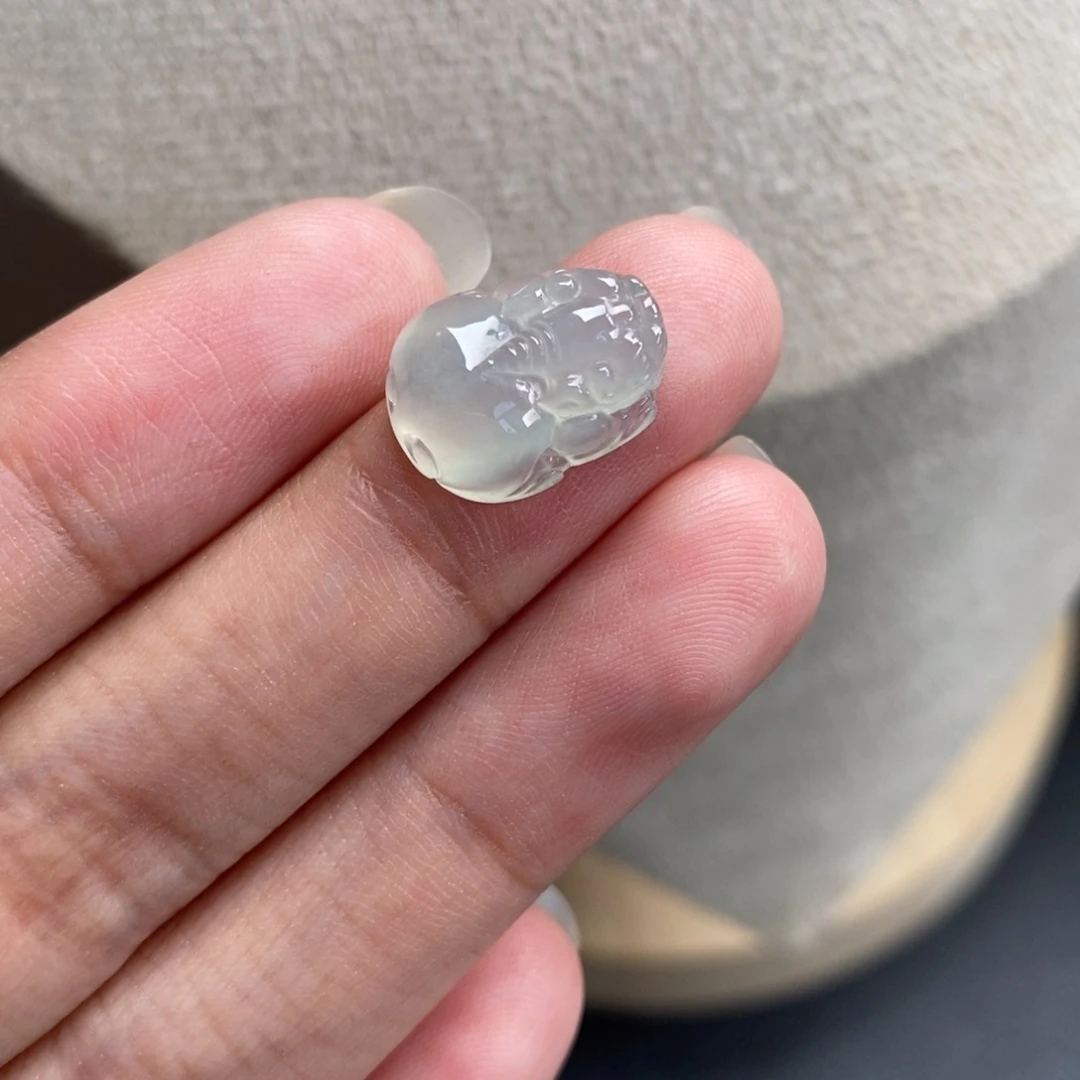翡翠散珠冰胶貔貅