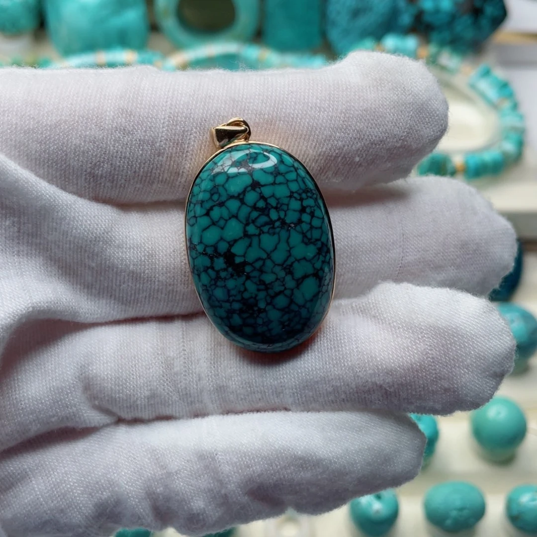 绿松石18K金镶嵌珠宝奇石