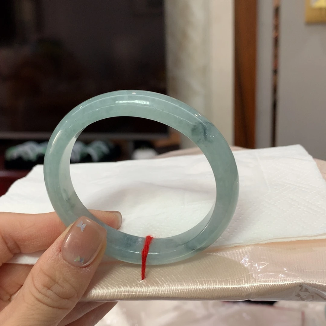 未镶嵌手镯翡翠完美者慎拍 圈口55贵妃