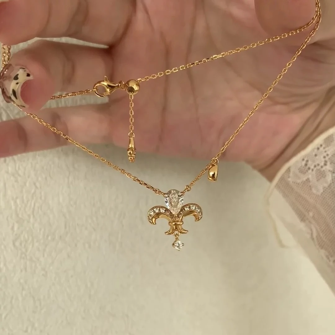 坠链均925银锆石 925镶锆石鸢尾花纯欲风项链 一年免费延保一次