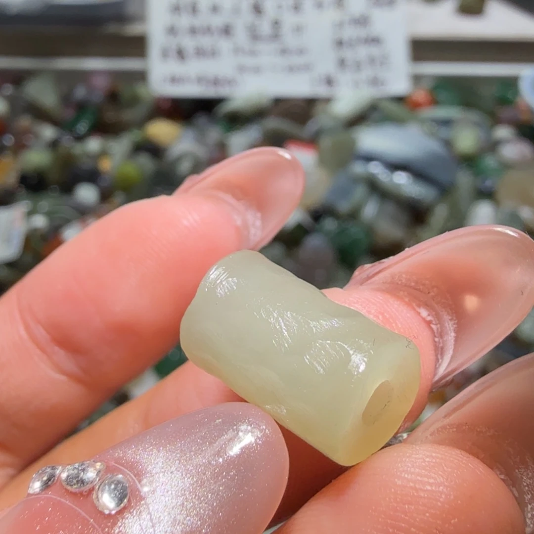 和田玉未镶嵌珠宝半成品