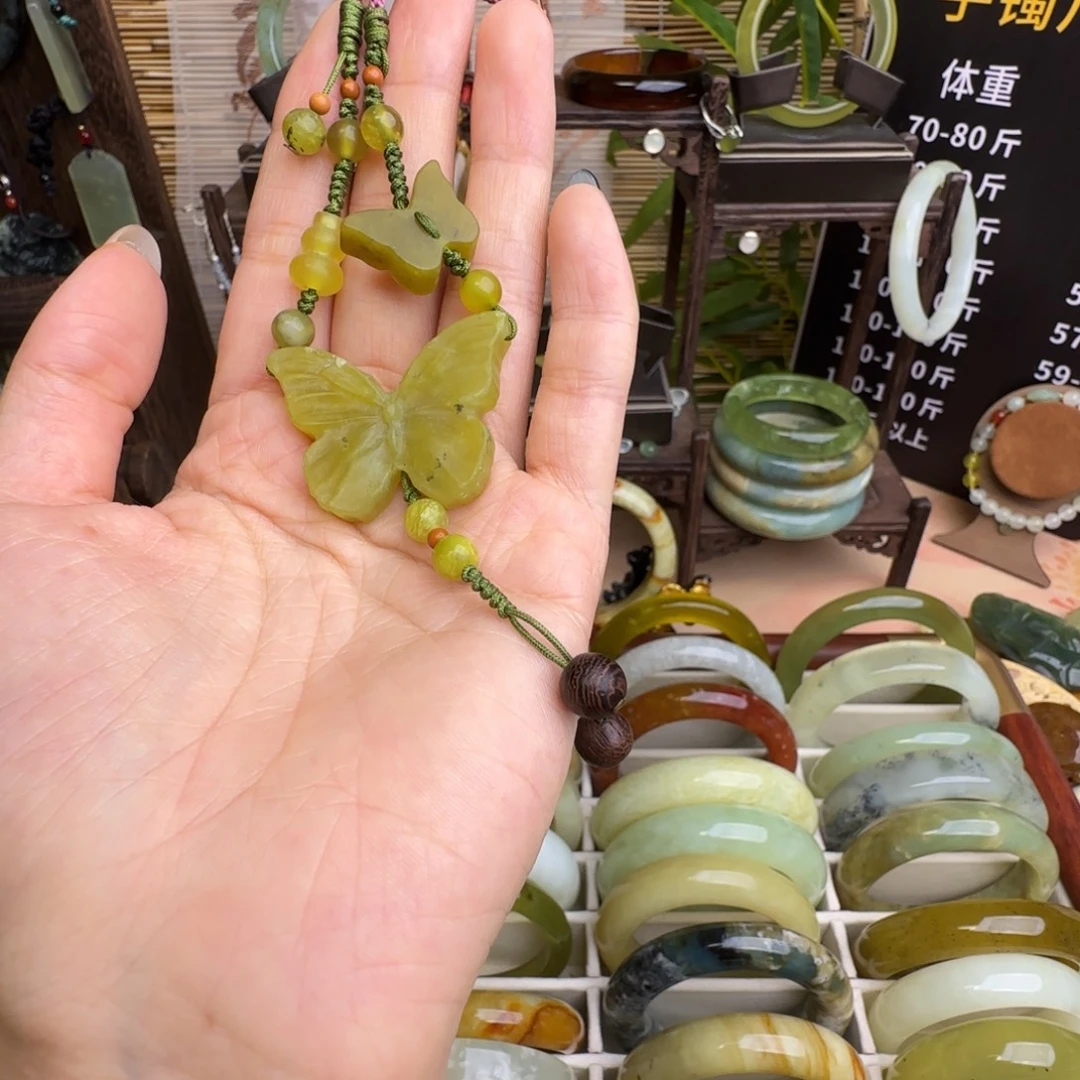 A***彭蛇纹石玉未镶嵌手镯