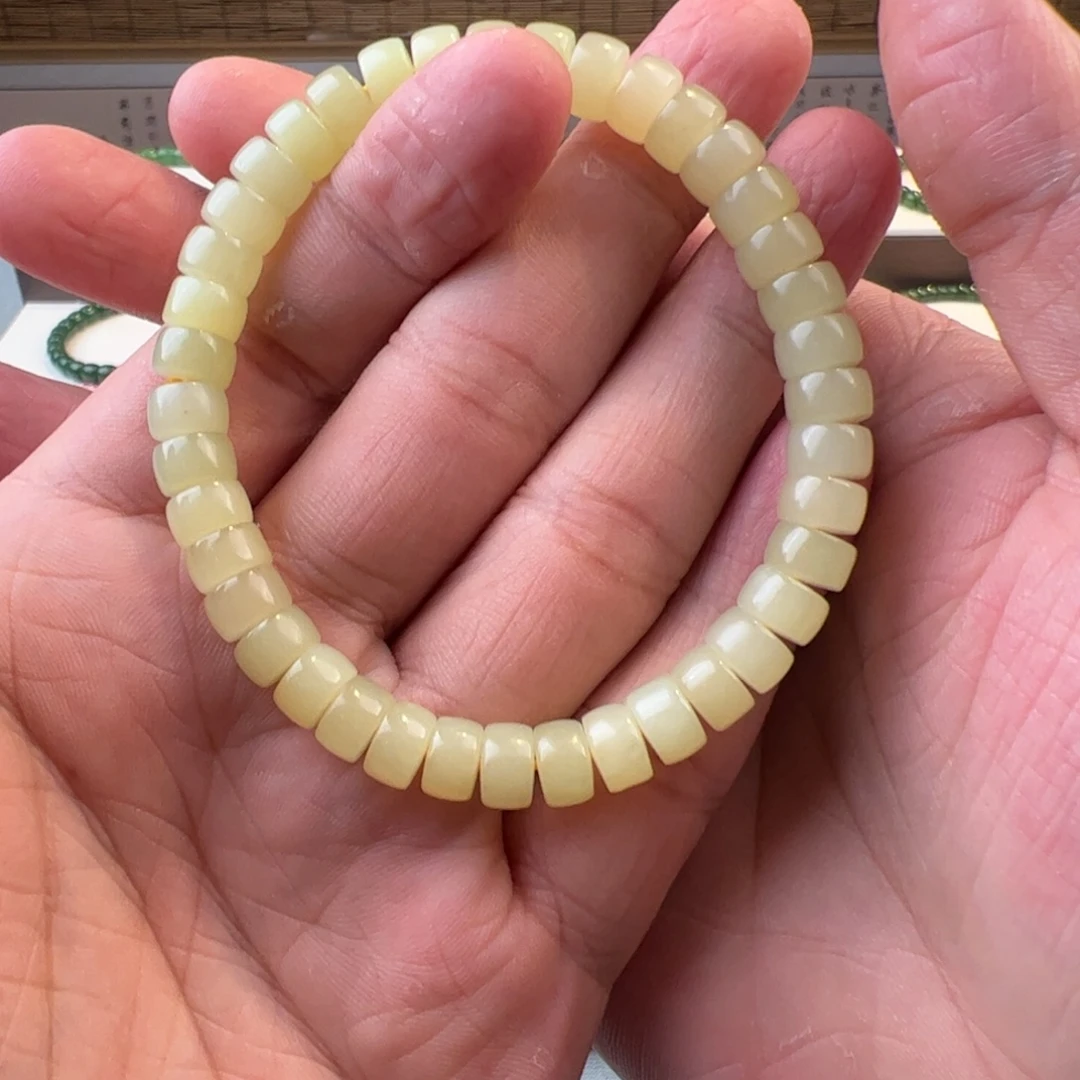 和田玉未镶嵌手链