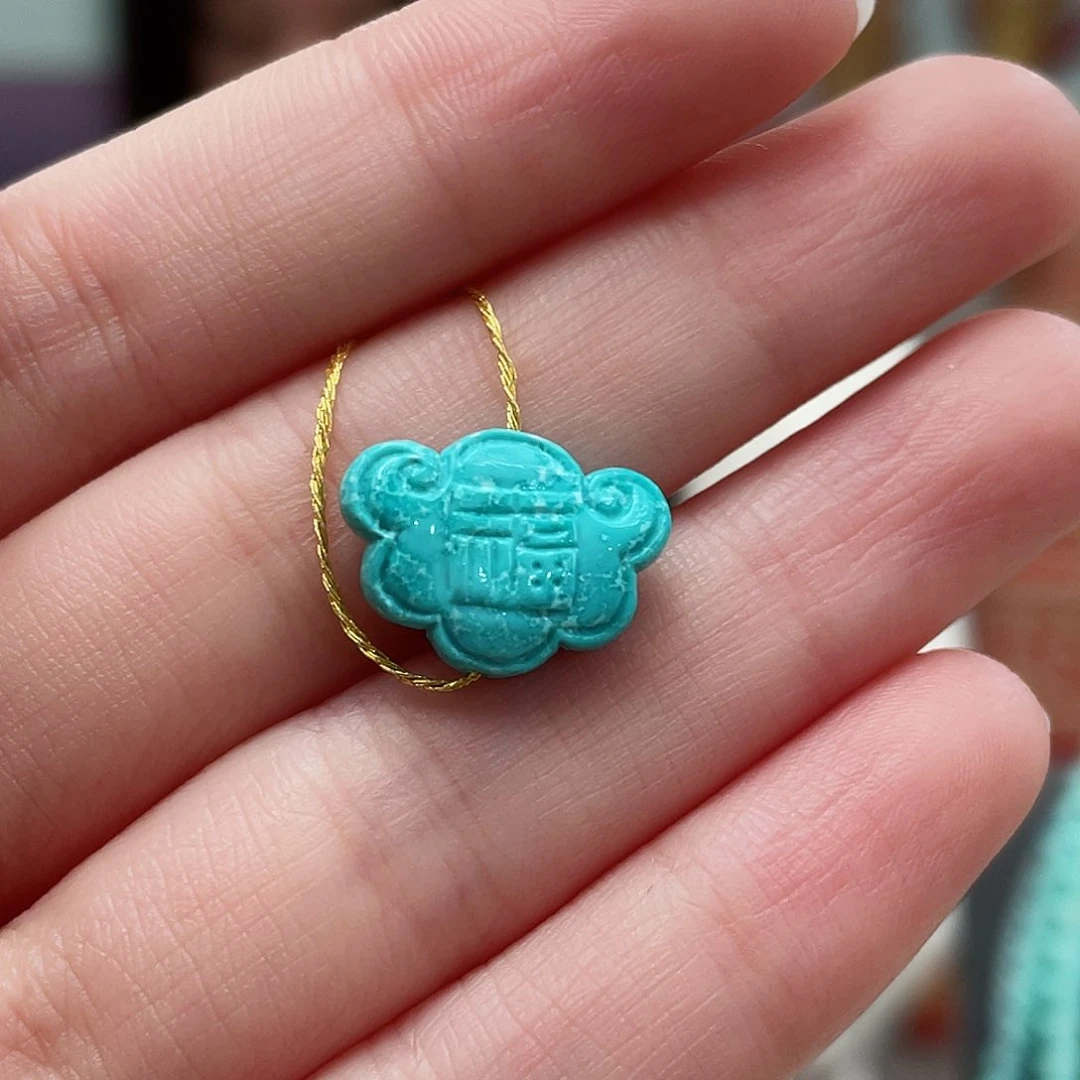 绿松石颈饰未镶嵌