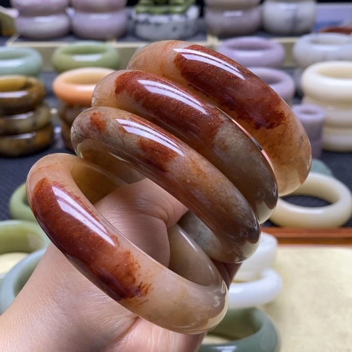 夢***影石英质玉未镶嵌手镯