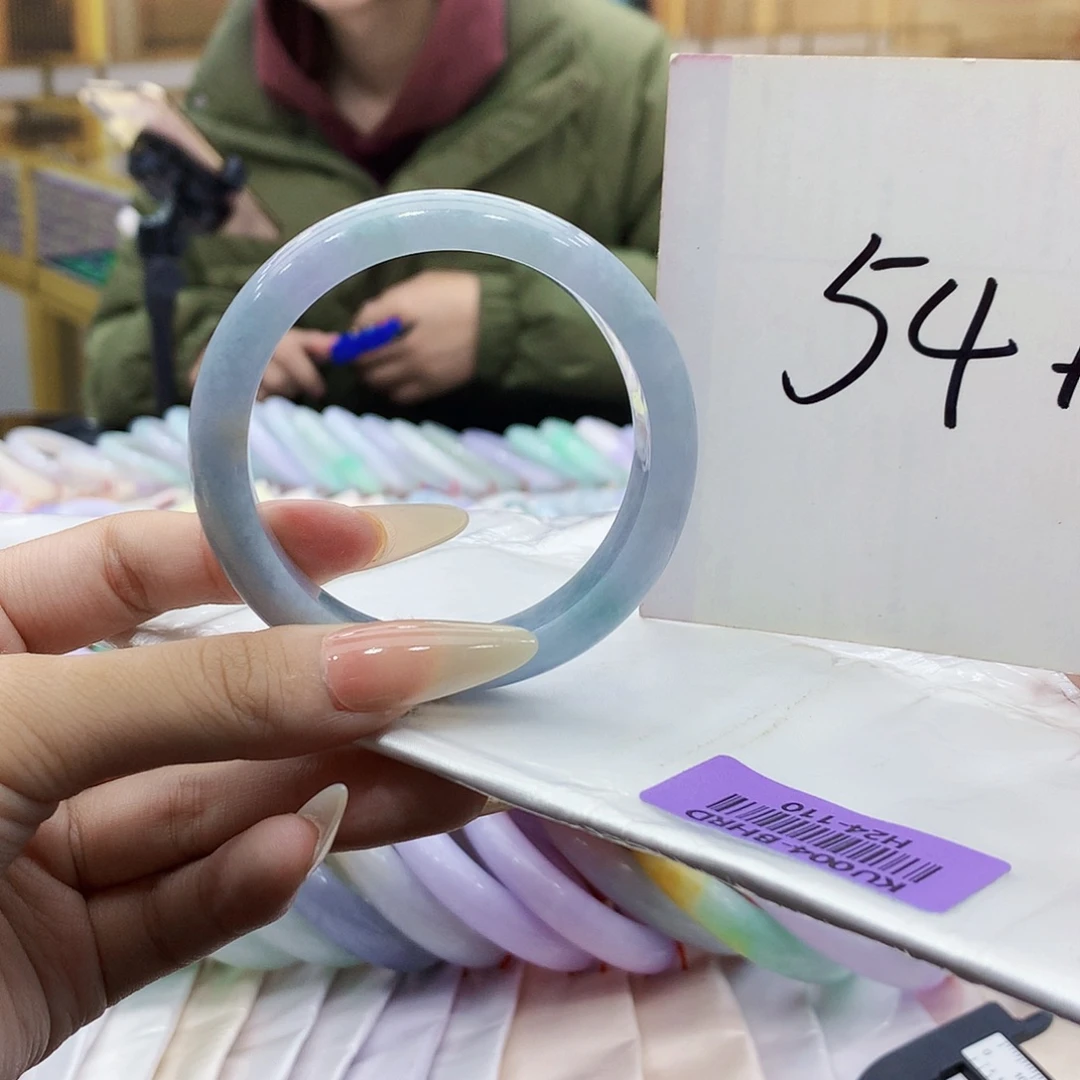 翡翠未镶嵌手镯jnb