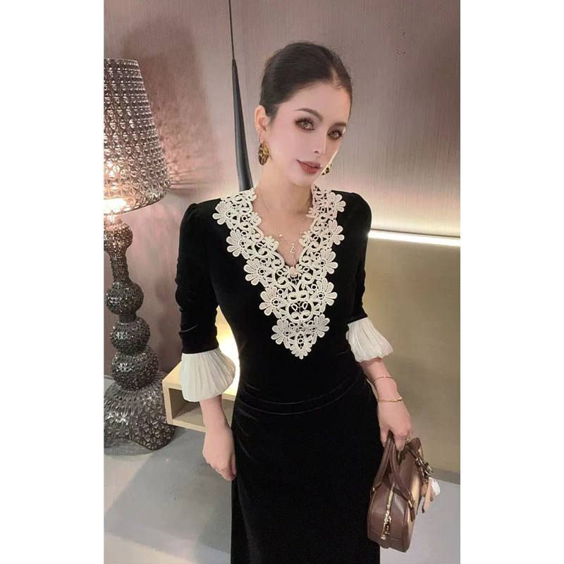 V领蕾丝长袖丝绒连衣裙Q31131