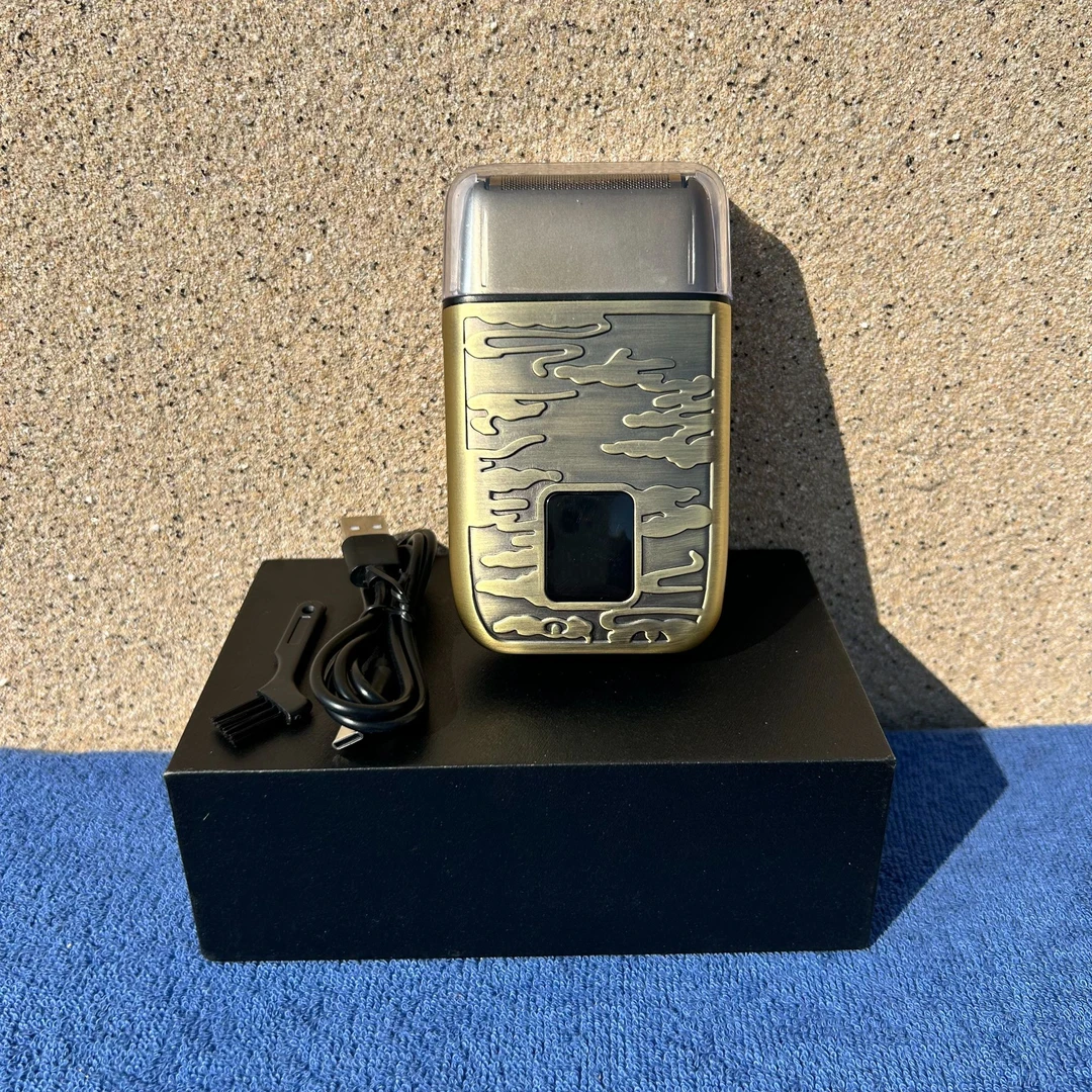 黄铜双头带显示器换档男士剃须刀