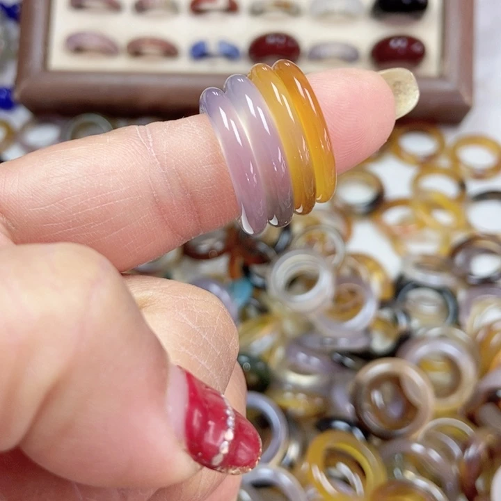 未镶嵌戒指玛瑙/玉髓一****?不退不换