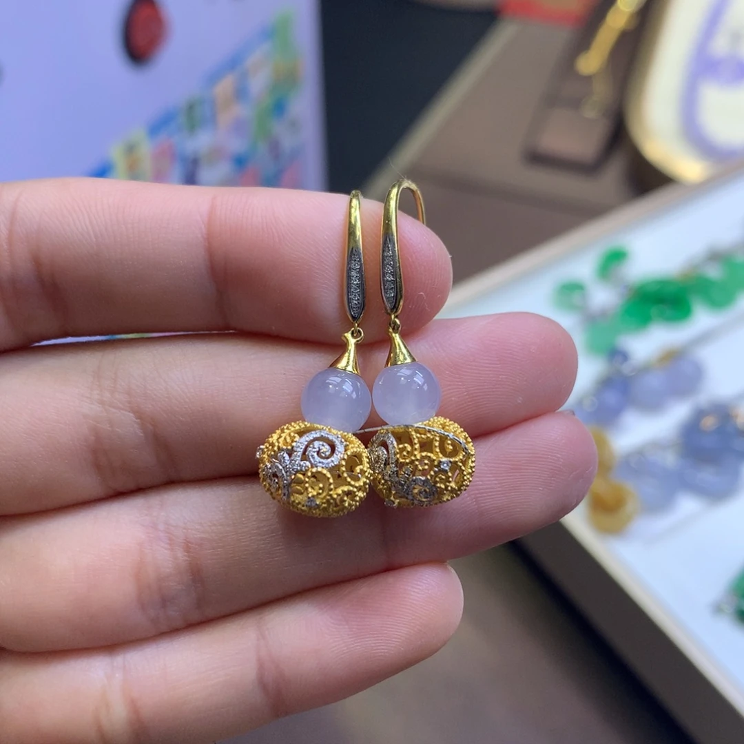 翡翠18K金镶嵌颈饰翡翠