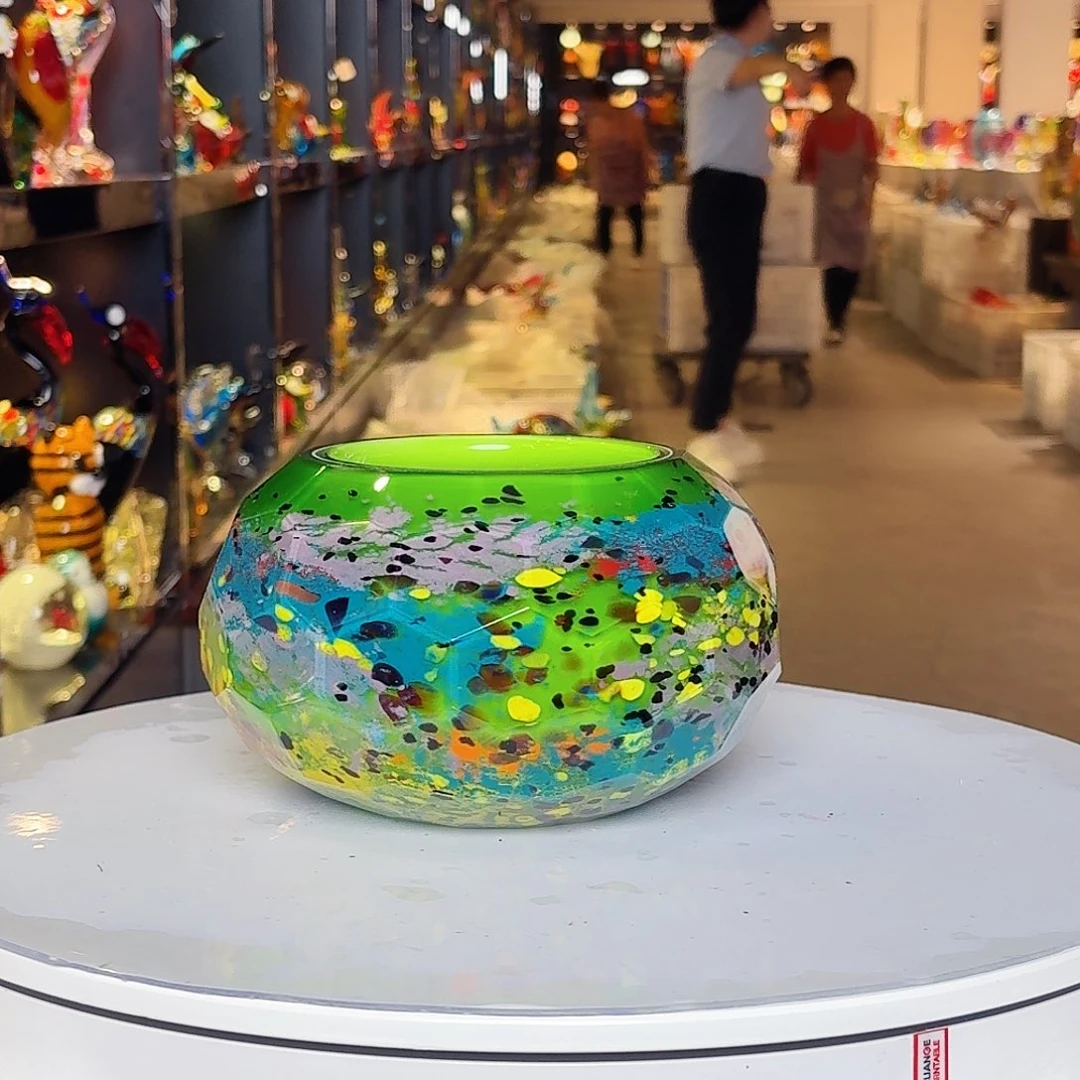 茶宠琉璃岛的一座城市里的