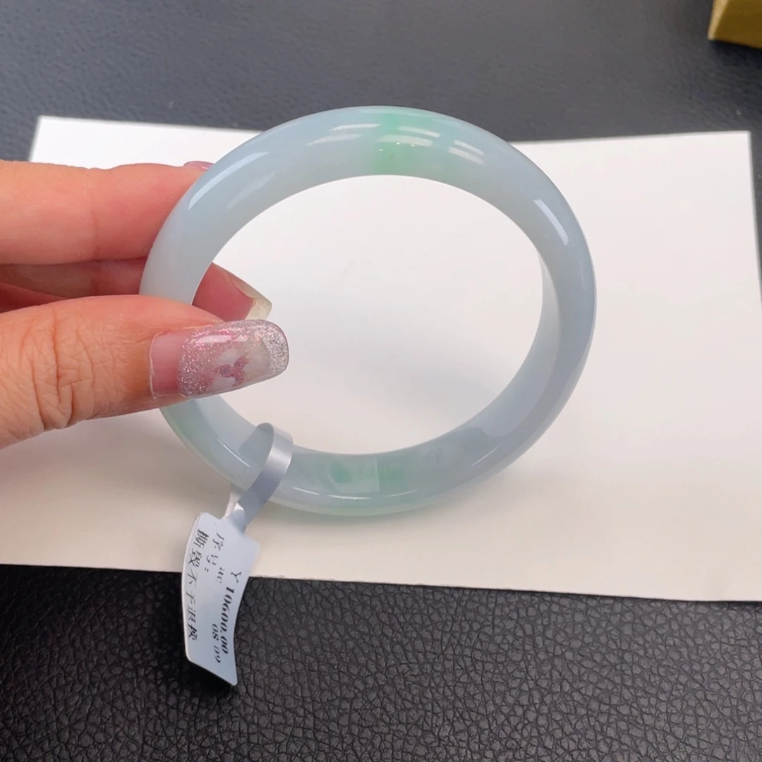 翡翠手镯未镶嵌57.8