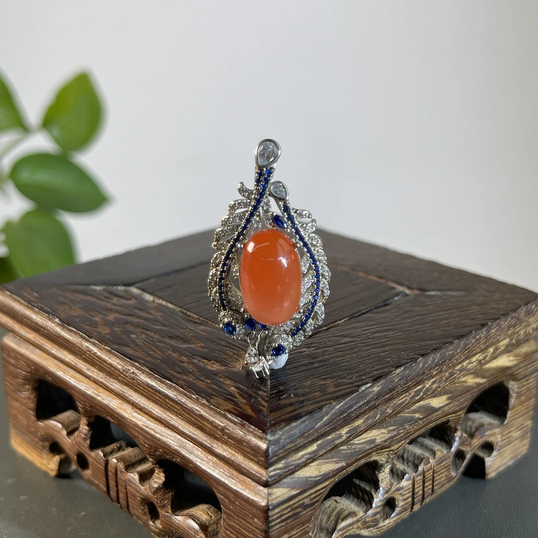 JXW24-010  南红-S925银镶吊坠