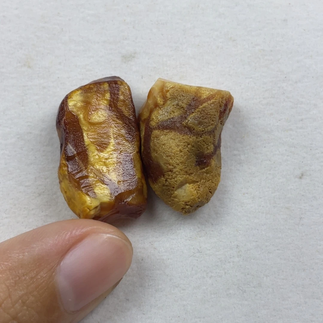 琉***～琥珀未镶嵌裸石定制