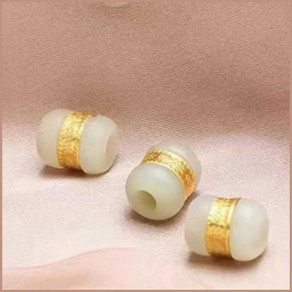 18K金和田玉小蛮腰吊坠317