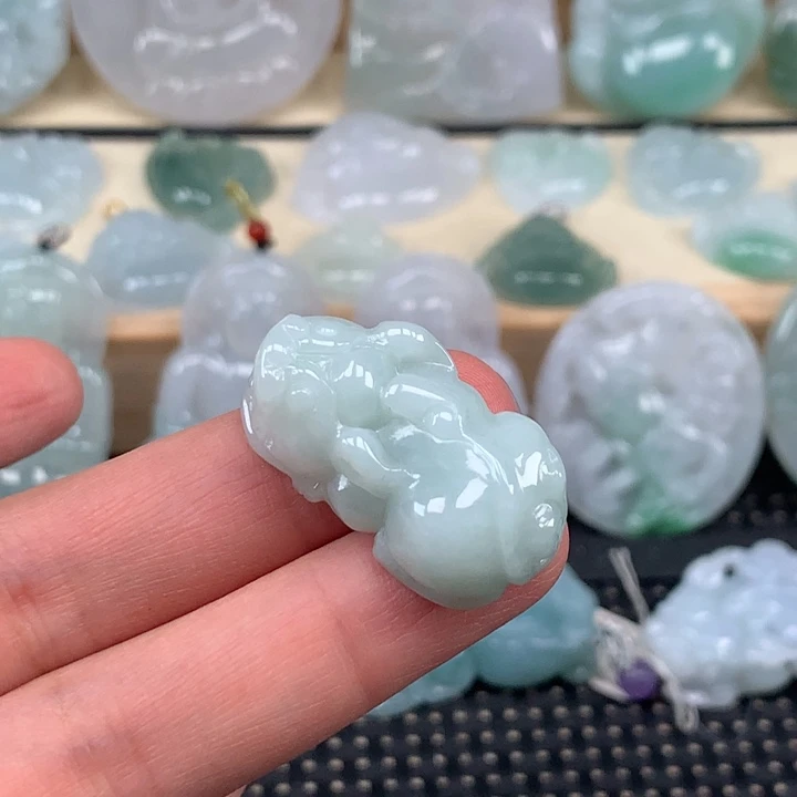 颈饰未镶嵌翡翠翡翠