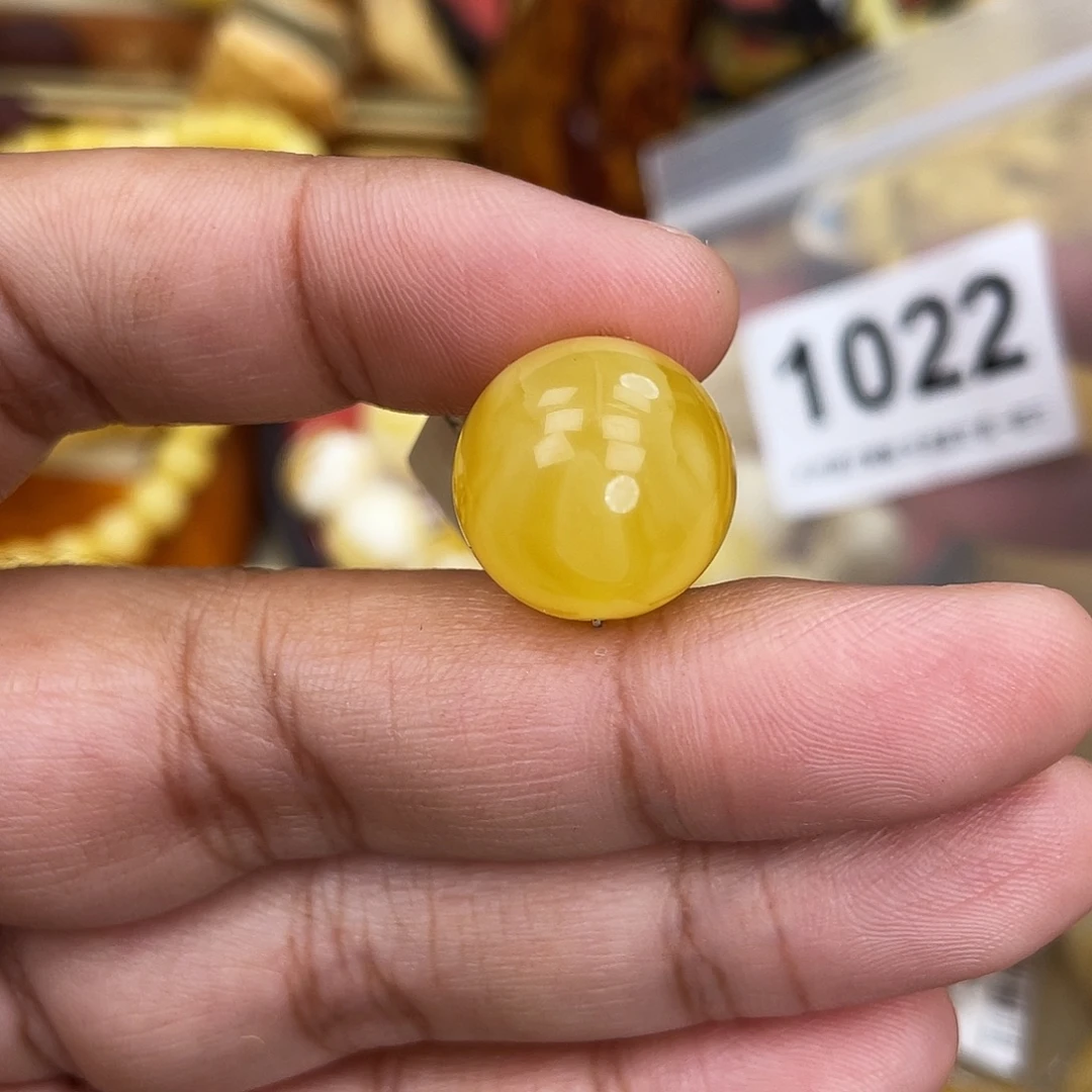 蜜蜡未镶嵌珠宝奇石16.7