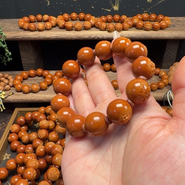 郑***吊坠橄榄核1.7➕手工无相