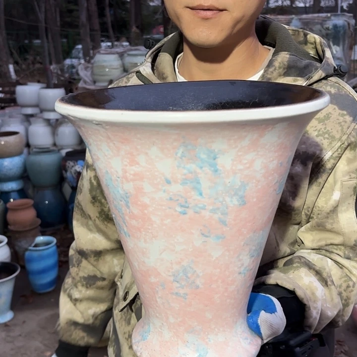 高度28厘米口26厘米