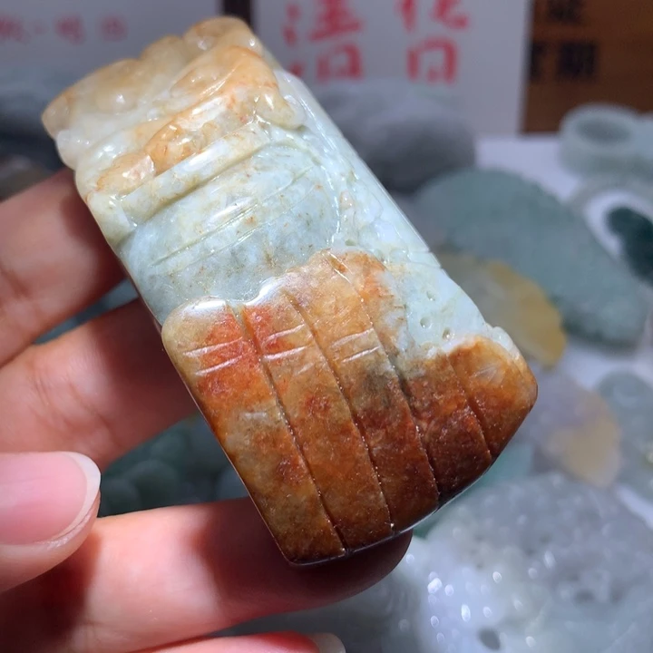 翡翠未镶嵌颈饰保真天然A货翡翠