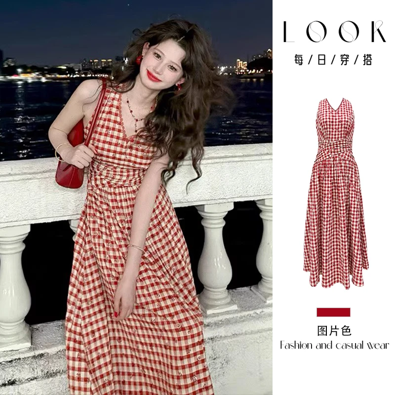 红色格子挂脖v领背心连衣裙子夏季2025新款气质长裙韩系夏天衣服