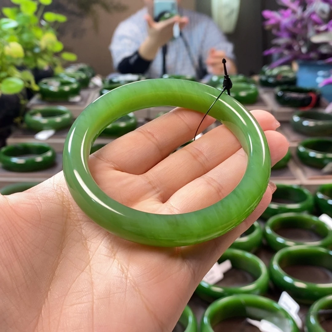 和田玉（碧玉）手镯未镶嵌