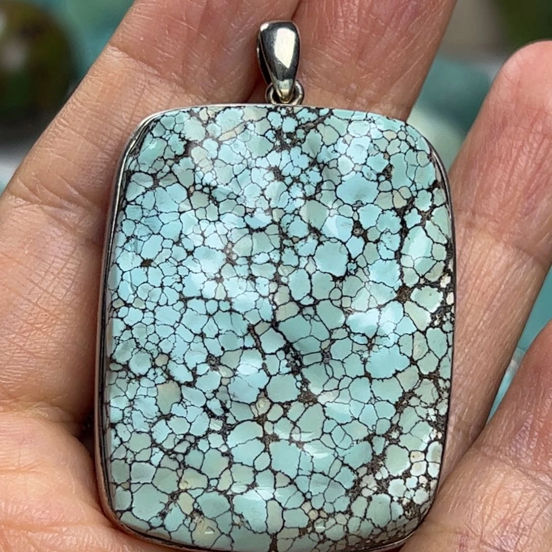 绿松石未镶嵌天然原矿绿松石