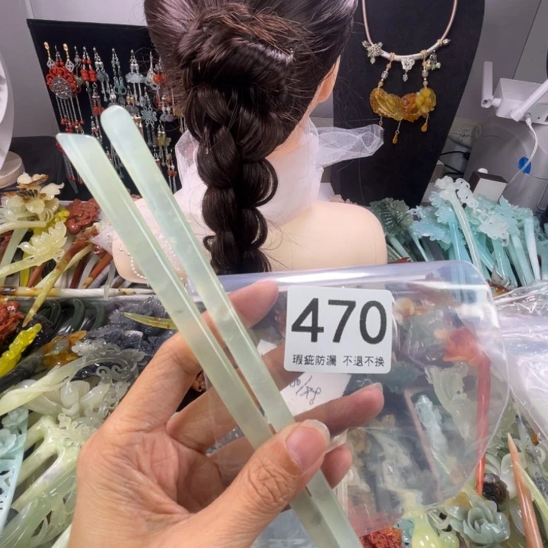 未镶嵌岫玉发饰有**?