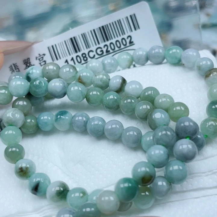 张***师翡翠未镶嵌吊坠(不含链)