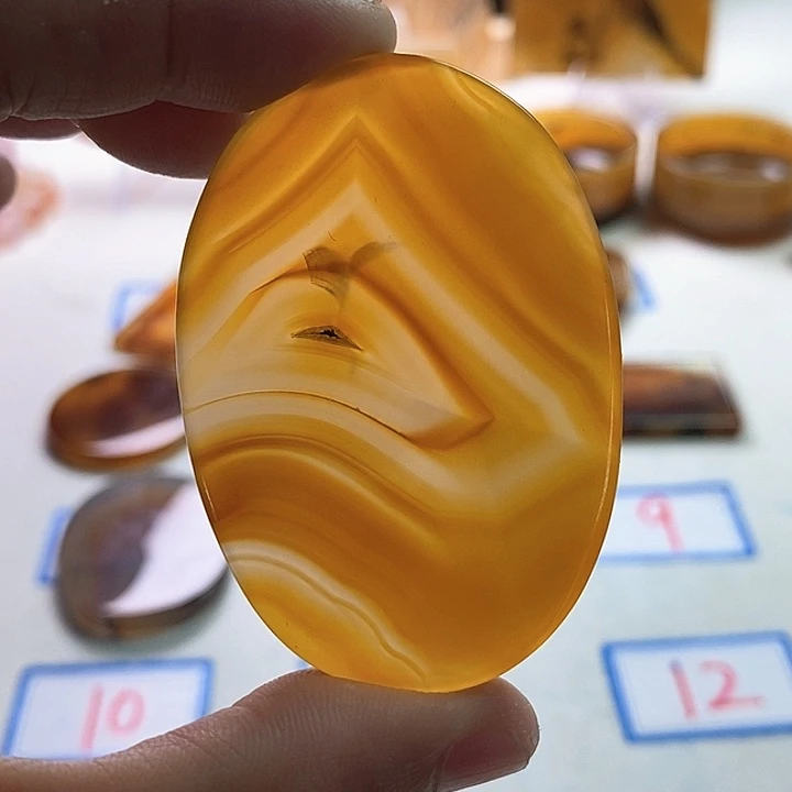 玛瑙/玉髓未镶嵌珠宝半成品