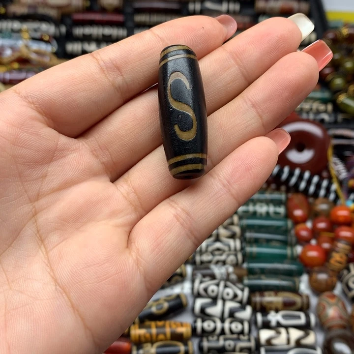 玛瑙/玉髓未镶嵌吊坠(赠链)