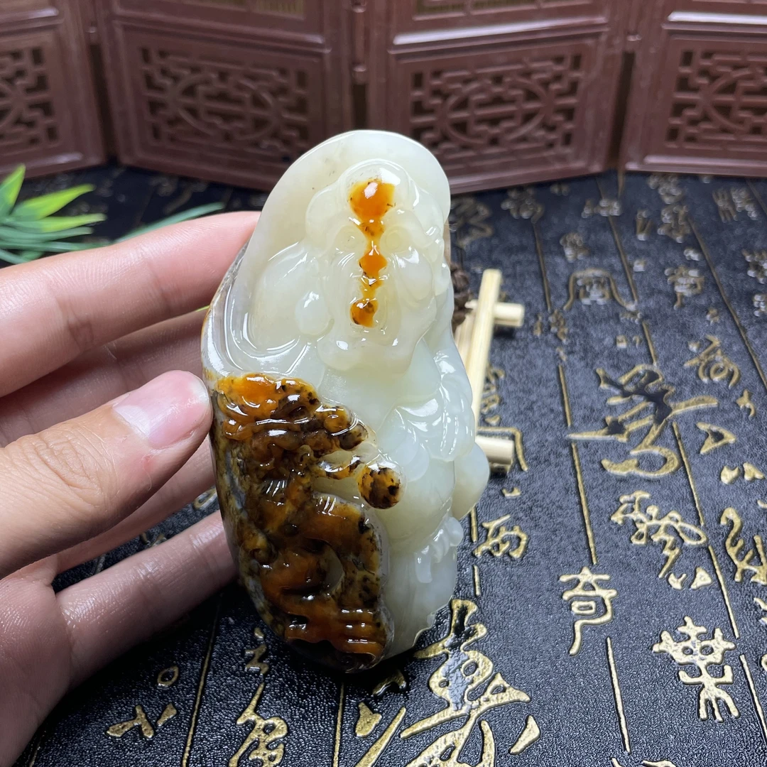 俄料和田玉三色罗汉手把件油润