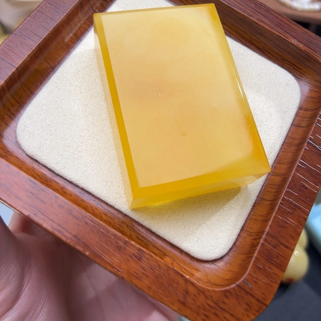 琥珀珠宝奇石未镶嵌琥珀珠宝奇石未镶嵌159