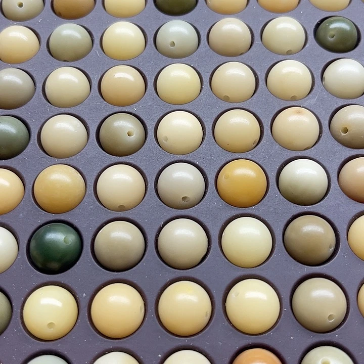 白玉菩提吊坠羊***?微瑕12糖果圆100卡灯牌宠100